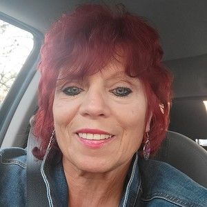 Meet your Posher, Sherrie